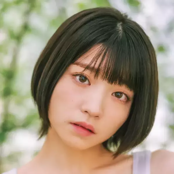 根本凪『merry jenny』の私服姿がカワイイ「きゅるきゅるしてるなぎちゃん大好き」「いつまでも最強のアイドル」