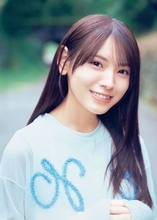 乃木坂46森平麗心、爽やかで涼やかな初夏のグラビアショット