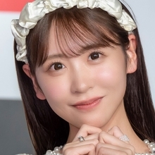 FRUITS ZIPPER櫻井優衣、ハンバーガー片手に見せた笑顔がかわい過ぎる…「国宝級の美しさ」「モグモグ美女」「この笑顔は反則過ぎる」
