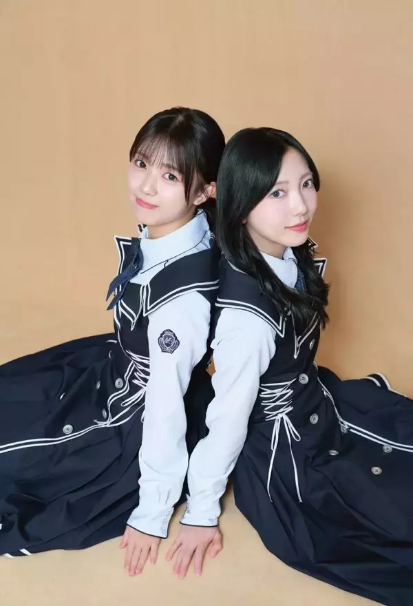 日向坂46 平尾帆夏×小西夏菜実インタビュー｜初対面は一番真逆だった2人が、同じ青春を過ごし、「ひなた坂46」で交わるとき
