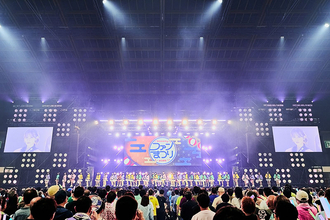 涙のセンター、どよめく推し曲発表、HKT48×NGT48×ハルニシオン70人の「メロンジュース」――進化した『Boosty ファンまつり2026』初日