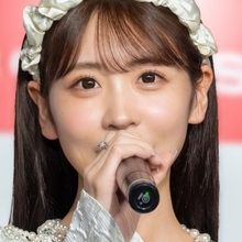 FRUITS ZIPPER櫻井優衣、純白の衣装姿が天使過ぎる「透き通るような白さ」「上品でキュート」「衣装がとても似合ってる」