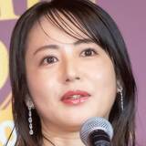 「磯山さやか、爽やかで大人っぽい衣装がステキ「とても似合ってます」「すごくキレイ」「いつも魅力的で好き」と反響」の画像1