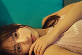 日向坂46 小坂菜緒インタビュー｜「どの瞬間も見逃さず、“今”をたくさんの人に見ていただきたい」卒業が相次ぐグループを託されたエースの思い