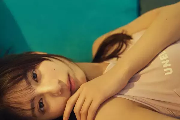 日向坂46 小坂菜緒インタビュー｜「どの瞬間も見逃さず、“今”をたくさんの人に見ていただきたい」卒業が相次ぐグループを託されたエースの思い