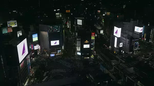 青葉坂46、渋谷スクランブル交差点ビジョン13面ジャック生配信映像を公開