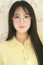 乃木坂46「6期生の撮り下ろしグラビア企画」第三弾は鈴木佑捺