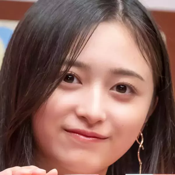 乃木坂46井上和、黒オフショル&彼女感あふれる写真公開で「美人すぎる……」「全部綺麗」の声