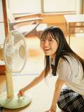 「日向坂46渡辺莉奈、制服姿の表紙カット解禁！夏の記憶を閉じ込めたような1枚に」の画像13
