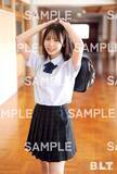 「日向坂46渡辺莉奈、制服姿の表紙カット解禁！夏の記憶を閉じ込めたような1枚に」の画像16