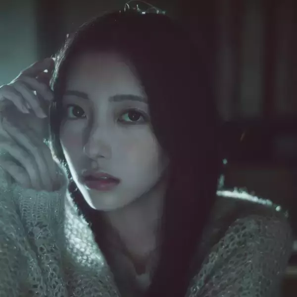 日向坂46小西夏菜実の現実──ラッパ飲み、ダル着、ふて寝まで全部盛りの動画公開！