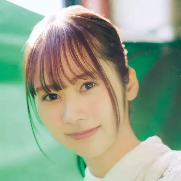 日向坂46石塚瑶季、東京ドームで“観戦バレ”！ ナイツ・塙も認めた「巨人に詳しすぎるアイドル」は元VENUSスクール生で杉内コーチ推し⁉