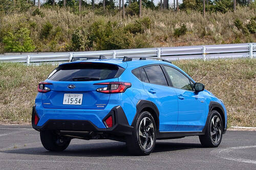 先代オーナーが嫉妬する乗り心地と静粛性のレベルアップ「スバルクロストレック」（岡崎五朗レポート）