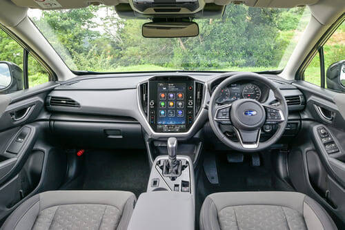 先代オーナーが嫉妬する乗り心地と静粛性のレベルアップ「スバルクロストレック」（岡崎五朗レポート）