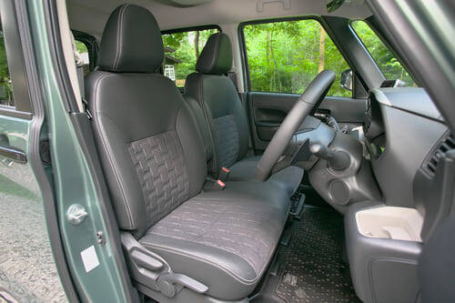 「三菱デリカミニ」軽スーパーハイトワゴンのクロスオーバモデルの本命！（萩原文博レポート）