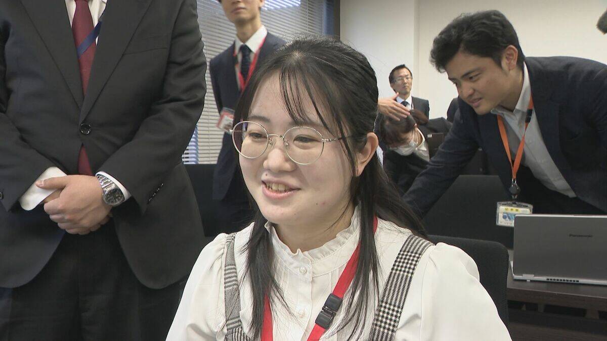 捜査用“似顔絵”もAIで… 容疑者の年代や顔の特徴を入力すると…約5分で完成 愛知県警がNTTデータや人間環境大学と開発するシステム初公開 実用化時期は未定