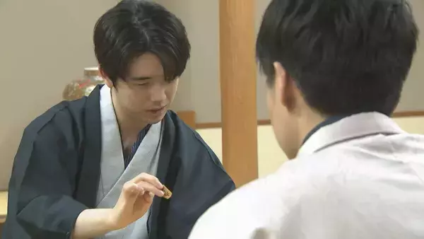 「「やってはいけないミスが出てしまった」藤井聡太六冠が棋王戦第３局に敗れる ダブル失冠の危機」の画像