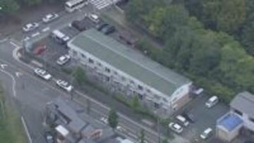 男がハサミを持って立てこもり「入ったら刺すぞ」 豊橋市のアパート 警察が説得続け…ブラジル国籍の男を逮捕 けが人なし