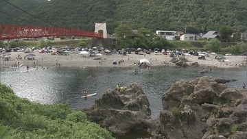 長良川で水難事故 対岸まで泳いでわたろうとした23歳男性がおぼれ心肺停止 岐阜・美濃市の「美濃橋」近く