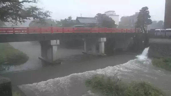 東海地方はあすにかけて大雨のおそれ 24時間予想雨量 岐阜150ミリ 愛知･三重80ミリ 雨シミュレーション 低い土地の浸水や河川の増水などに警戒を
