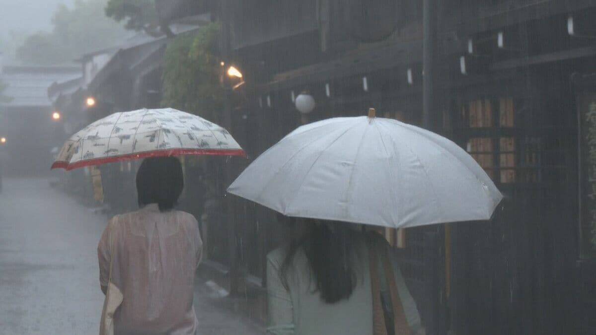 東海地方はあすにかけて大雨のおそれ 24時間予想雨量 岐阜150ミリ 愛知･三重80ミリ 雨シミュレーション 低い土地の浸水や河川の増水などに警戒を