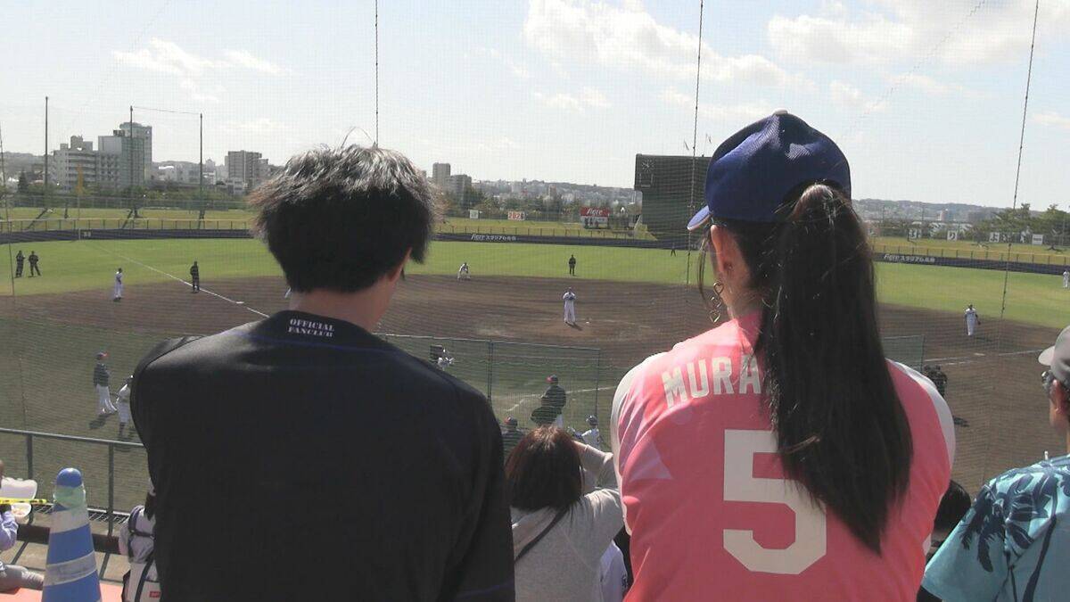 ドラゴンズのため移住したカップル 東京→名古屋へ 彼女は高橋周平のシルエットに涙 カラオケの締めは応援歌⁉ 初の沖縄キャンプに密着