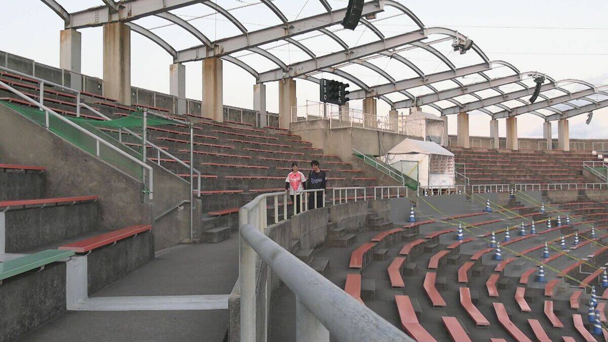 ドラゴンズのため移住したカップル 東京→名古屋へ 彼女は高橋周平のシルエットに涙 カラオケの締めは応援歌⁉ 初の沖縄キャンプに密着