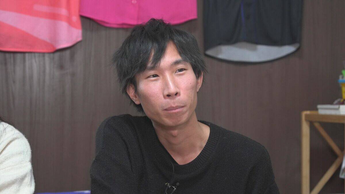 ドラゴンズのため移住したカップル 東京→名古屋へ 彼女は高橋周平のシルエットに涙 カラオケの締めは応援歌⁉ 初の沖縄キャンプに密着