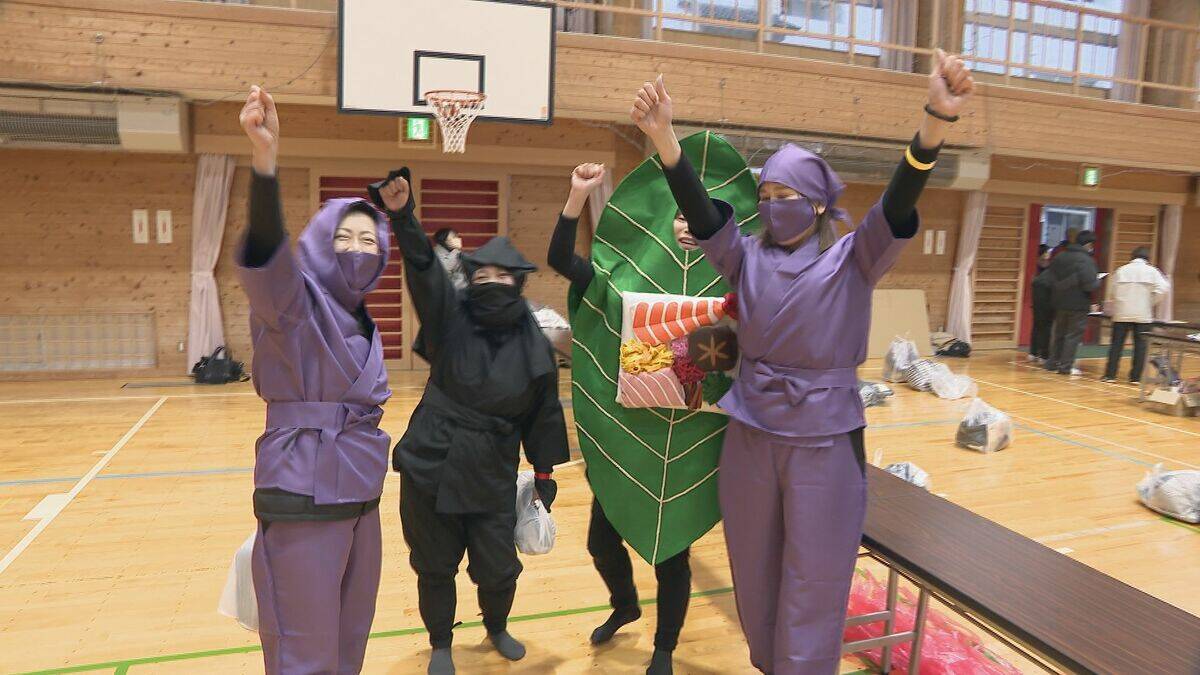 初代“最強の福女”は誰に？岐阜･恵那市で｢福女チャレンジ｣ ゴールの神社を目指し111人が全力疾走 きっかけは“福男選び”… 街おこしに期待込め