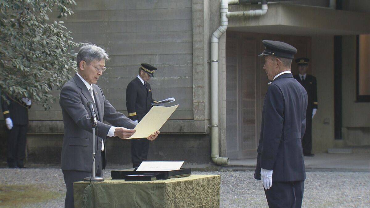伊勢神宮で自衛消防団による"消防出初式" 地元の18歳以上の男性で…明治時代から続く 一年の防火への誓いをたてて 三重･伊勢市