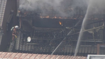 「仏壇から火が出た」との119番通報 住宅密集地で火事 90代男性と80代女性ら4人搬送 命に別状なし 名古屋・中川区