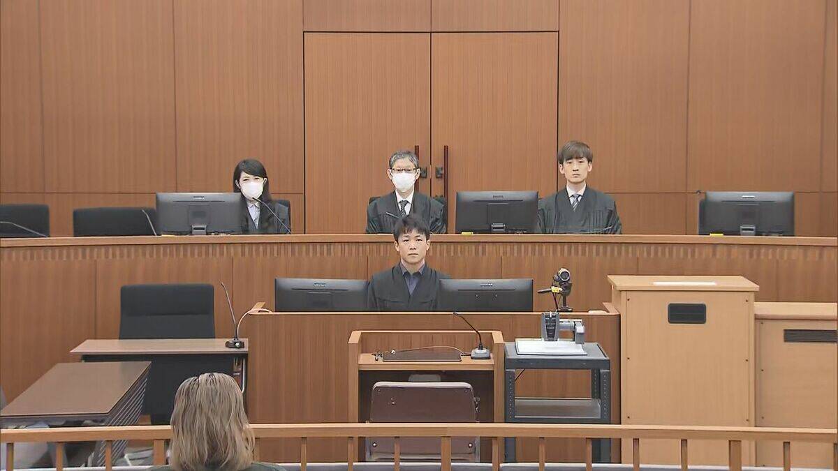 有識者に“菓子折り”市議の初公判 ｢違法行為にあたるか大いに疑問｣ 起訴内容を否認し約10分主張を展開 岐阜・本巣市議の鍔本規之被告