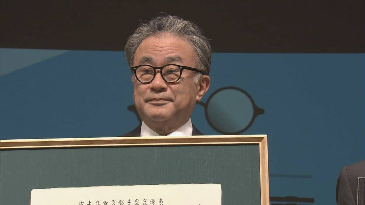 脚本家の三谷幸喜さんが「坪内逍遥大賞」受賞　岐阜・美濃加茂市