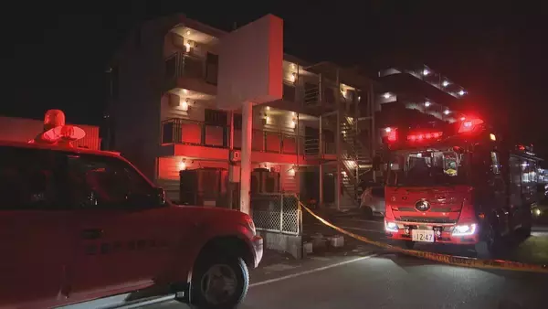 「｢煙とにおいがする｣ アパート火災で男性1人死亡 この部屋に住む男性と連絡取れず… 愛知･岩倉市」の画像