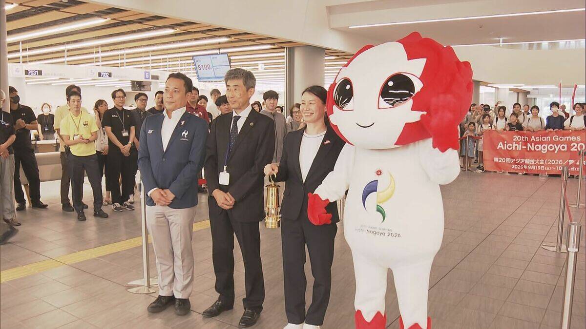 来月開幕のアジア大会 聖火をともしたランタンが岐阜市へ アスリート委員が競技会場となる12の自治体を訪問