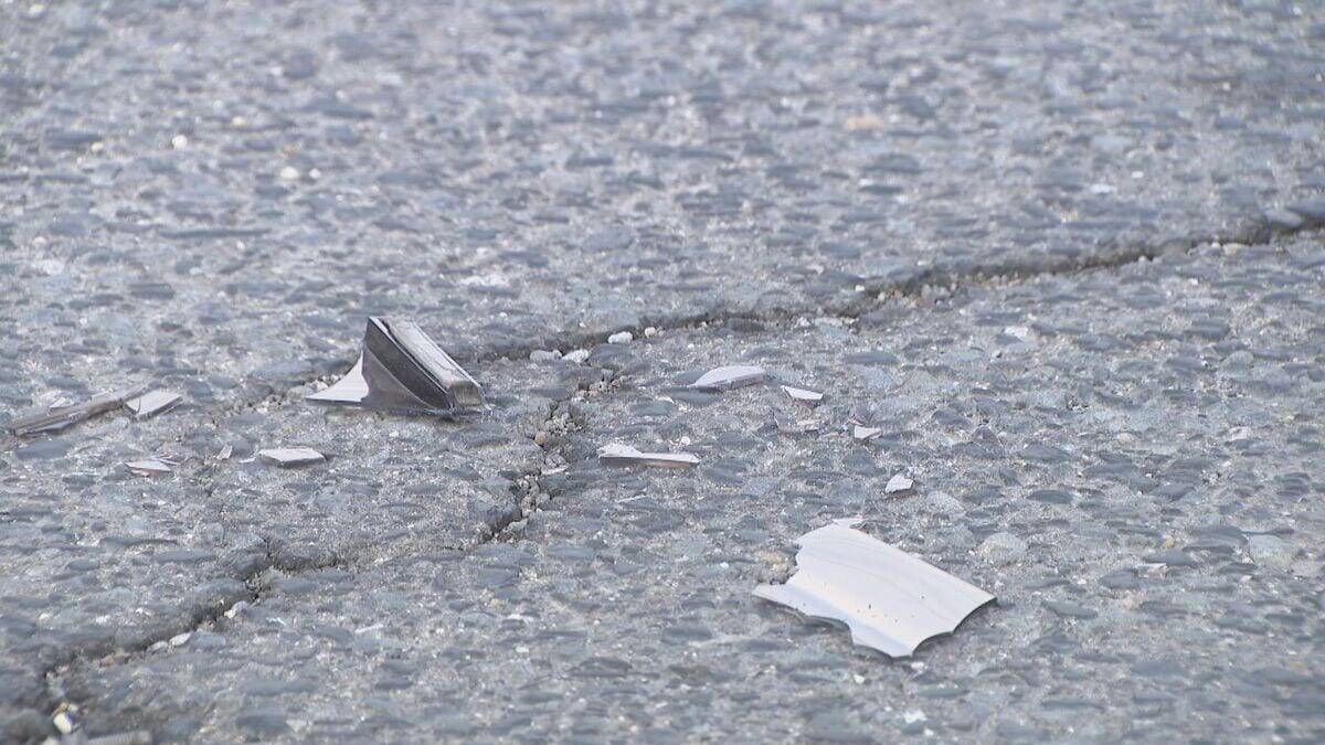 軽乗用車どうしが出合い頭に衝突 27歳男性が意識不明 助手席の21歳男性は胸骨折の大けが 愛知･あま市の信号交差点