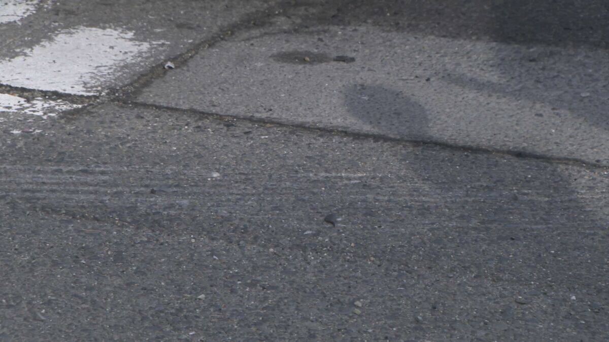 軽乗用車どうしが出合い頭に衝突 27歳男性が意識不明 助手席の21歳男性は胸骨折の大けが 愛知･あま市の信号交差点