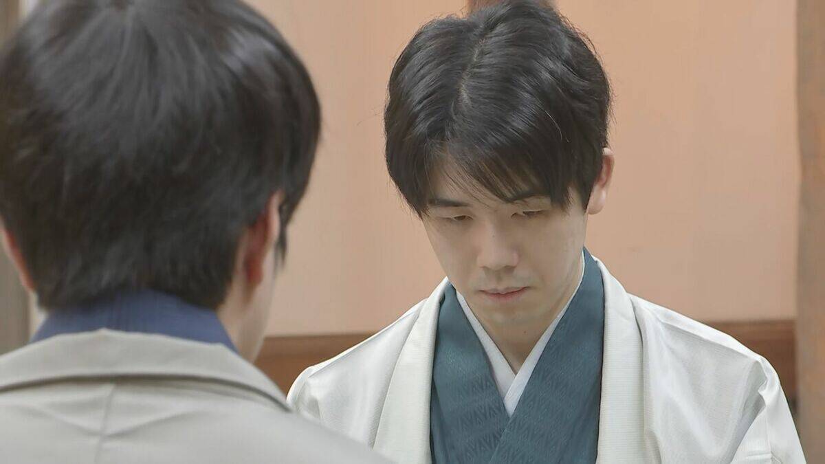 ｢棋聖戦｣第2局始まる 第1局は藤井聡太六冠(23)が勝利 挑戦者はタイトル戦初出場の服部慎一郎七段(26)  19日午後決着の見込み 栃木･日光市