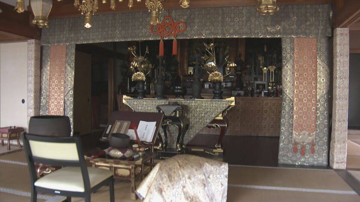 寺から木製の仏像11体などが盗まれる 転売目的か？｢保存状態もそこまで良くなくて…｣ 首傾げる住職 ｢あるべき場所にすぐに返して｣ 岐阜･山県市の洞泉寺