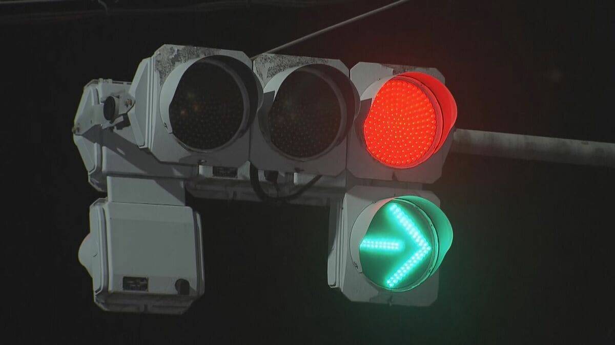 飲酒運転で信号無視か…乗用車運転の男（22）を逮捕　「飲酒状態であったことは間違いない」 軽ワゴン車と衝突し相手の運転手は死亡　