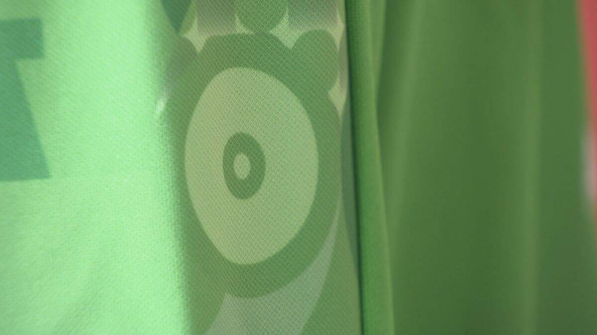 アジア･アジアパラ競技大会のチケット“先行販売”は2月26日午後5時から  名古屋駅前のナナちゃんは“パラ競技大会”ボランティアスタッフのユニフォーム姿に