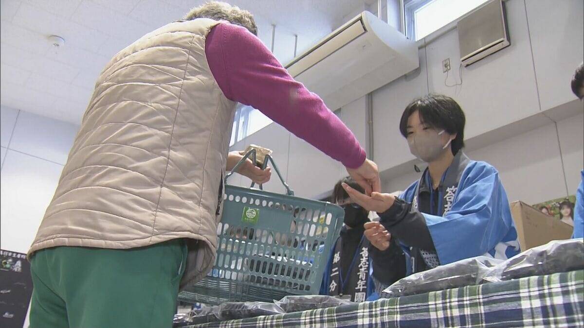 ｢愛情込めて育てた｣ 中学生がワカメの種付け･加工から販売まで体験 約40年前から続く“地元の味”広める取り組み  三重･答志島