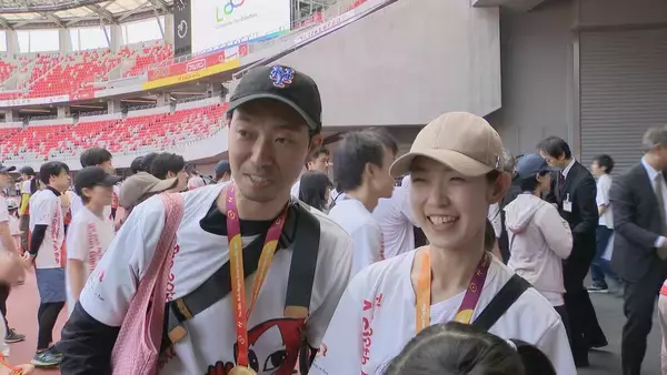 「アジア大会のメイン会場 瑞穂公園陸上競技場を抽選で選ばれた500人が駆け抜ける! ｢地域に根差したスタジアムとしての役割を｣」の画像