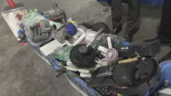 「衝撃が加わった瞬間 煙と炎が…｢モバイルバッテリー｣などのリチウムイオン電池で火災も 大掃除の際は気をつけて」の画像