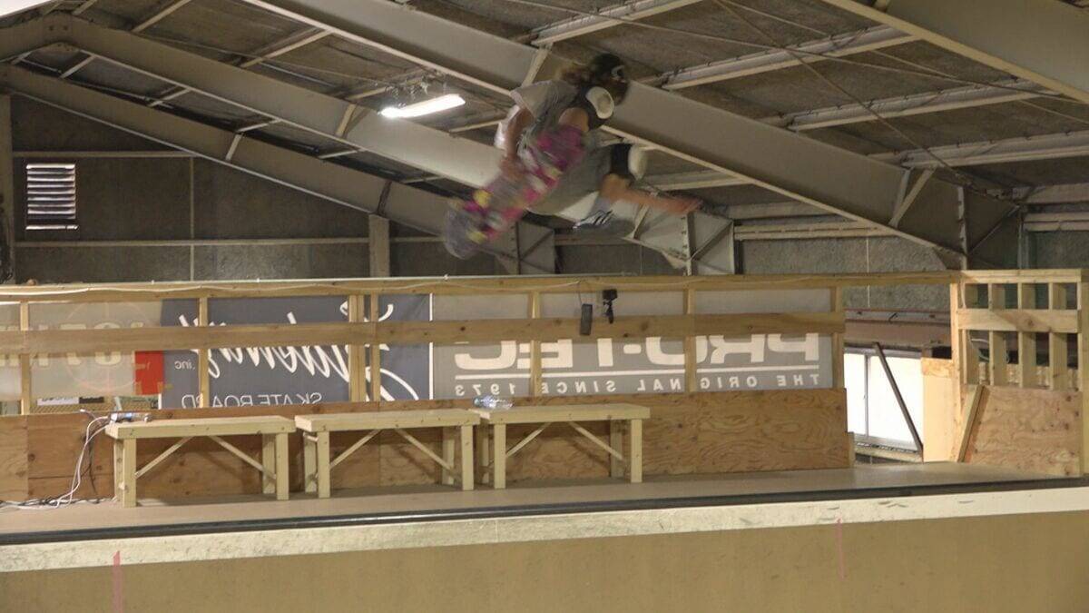 ｢コーチはつけない｣ 天才14歳のこだわり 両親が空き倉庫を練習場に “日本で1人しかできない”技も… アジア大会代表内定 スケートボード･パーク 志治群青