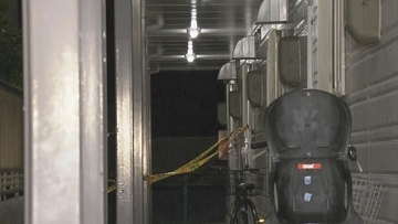 アパートの一室で60代くらいの男性が死亡 同じ部屋の浴室にも女性の遺体 愛知・豊川市