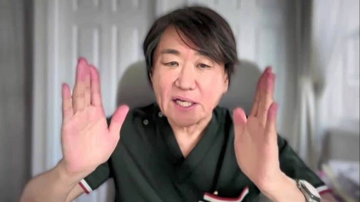 歯ブラシには細菌がいっぱい！使い方次第では“便器ブラシ”状態に… 細菌の増殖やインフル感染リスクも高めるNG行為とは