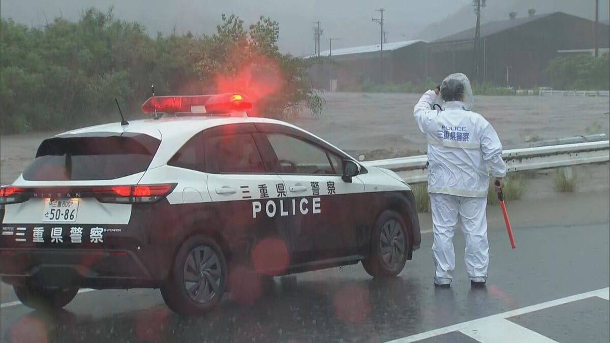 三重･津市の｢波瀬川｣ 増水し周辺の道路は冠水 雲出川には｢レベル4氾濫危険警報｣ 台風6号が東海地方に最接近【台風情報】