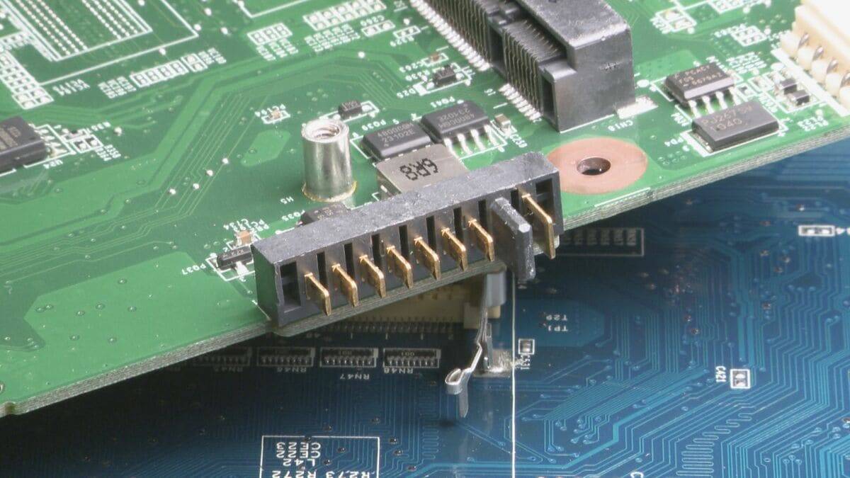 “ごみ”から大量の金が!? パソコン基板1トンから天然金鉱山の数十倍の金 “都市鉱山”が資源不足の日本を救う?