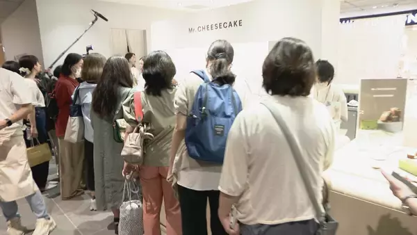 「名古屋･栄で最も高い約211m ｢ザ･ランドマーク名古屋栄｣がオープン! 多くの客で賑わう 混雑緩和のため｢HAERA｣は11日～14日入場予約制」の画像